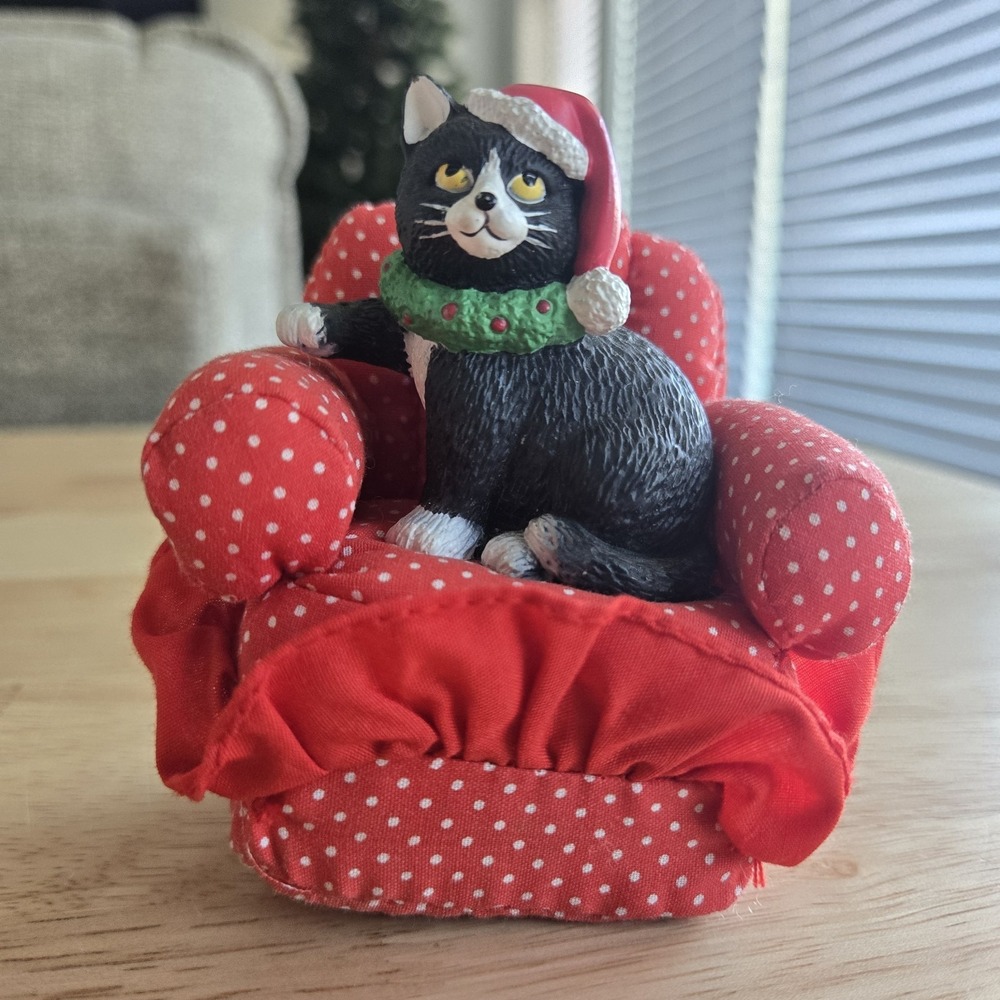 Russ Kringle Kitty Vintage Cat On Armchair‎ In Box